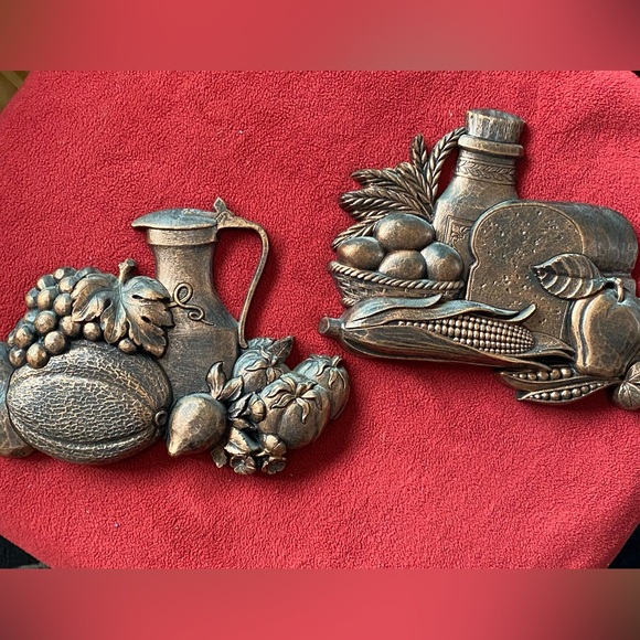 Pair of Resin Fruit Art Wall Decor - Picture 3 of 3